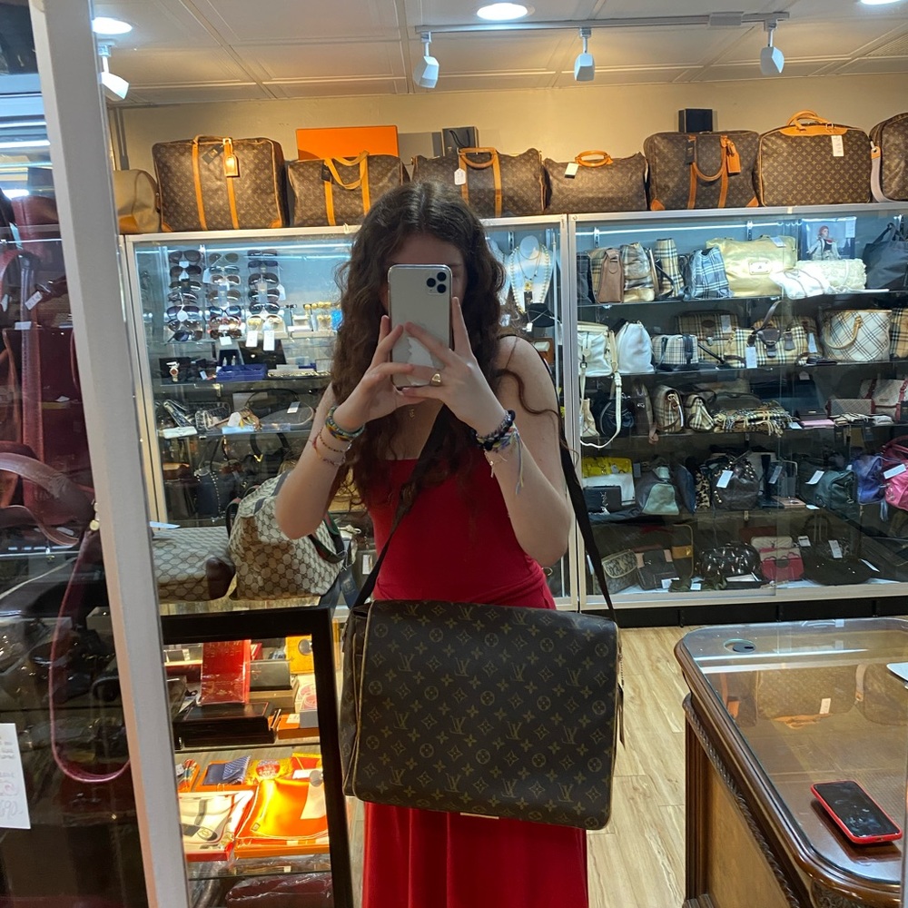 Louis Vuitton Bastille Messenger bag - Picture 12 of 14